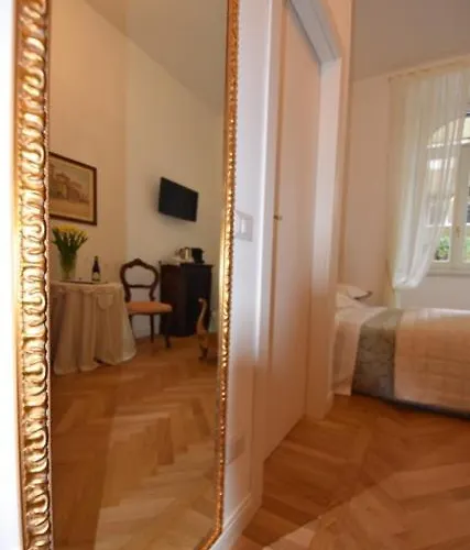 La Belle Coquette Bed and breakfast 3*