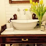 La Belle Coquette Bed & Breakfast Como