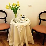 La Belle Coquette Bed & Breakfast 3*