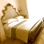 La Belle Coquette Bed & Breakfast