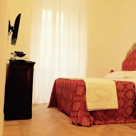 La Belle Coquette Nocleg ze śniadaniem 3*